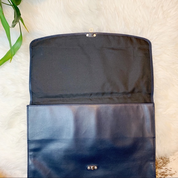 Navy Portfolio/Large hobo bag.Not genuine leather - Picture 3 of 9